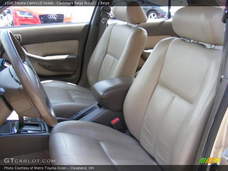 Cashmere Beige Metallic / Beige 1996 Toyota Camry LE Sedan