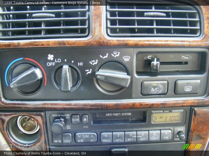 Cashmere Beige Metallic / Beige 1996 Toyota Camry LE Sedan