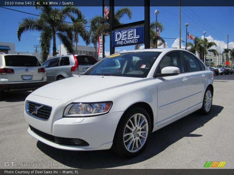 Ice White / Quartz 2010 Volvo S40 2.4i