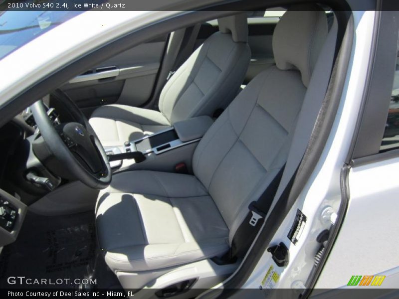 Ice White / Quartz 2010 Volvo S40 2.4i