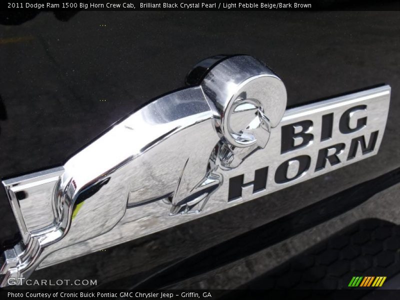 Brilliant Black Crystal Pearl / Light Pebble Beige/Bark Brown 2011 Dodge Ram 1500 Big Horn Crew Cab