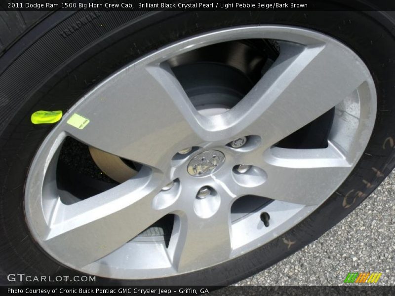 Brilliant Black Crystal Pearl / Light Pebble Beige/Bark Brown 2011 Dodge Ram 1500 Big Horn Crew Cab