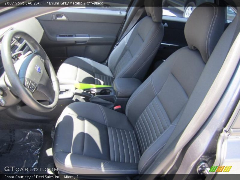 Titanium Gray Metallic / Off-Black 2007 Volvo S40 2.4i