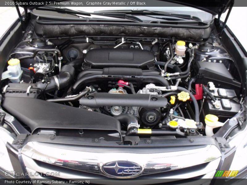 Graphite Gray Metallic / Off Black 2010 Subaru Outback 2.5i Premium Wagon