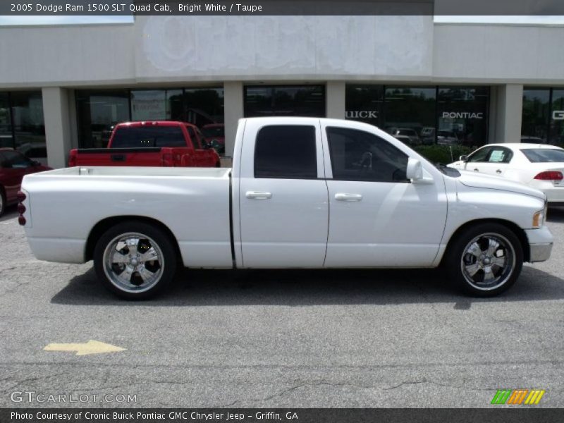 Bright White / Taupe 2005 Dodge Ram 1500 SLT Quad Cab