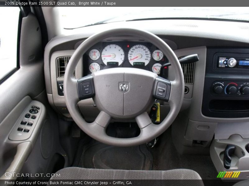 Bright White / Taupe 2005 Dodge Ram 1500 SLT Quad Cab