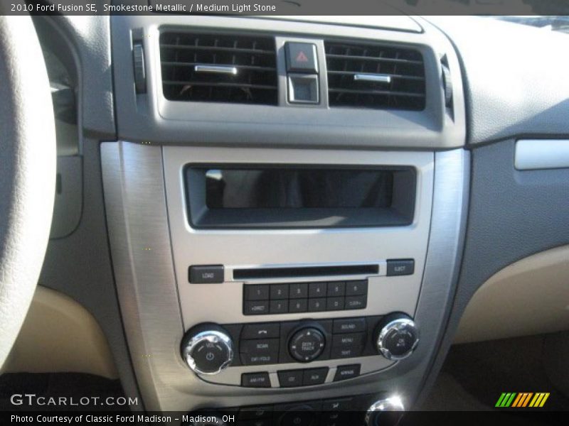 Smokestone Metallic / Medium Light Stone 2010 Ford Fusion SE
