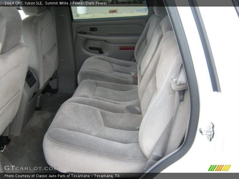 Summit White / Pewter/Dark Pewter 2004 GMC Yukon SLE