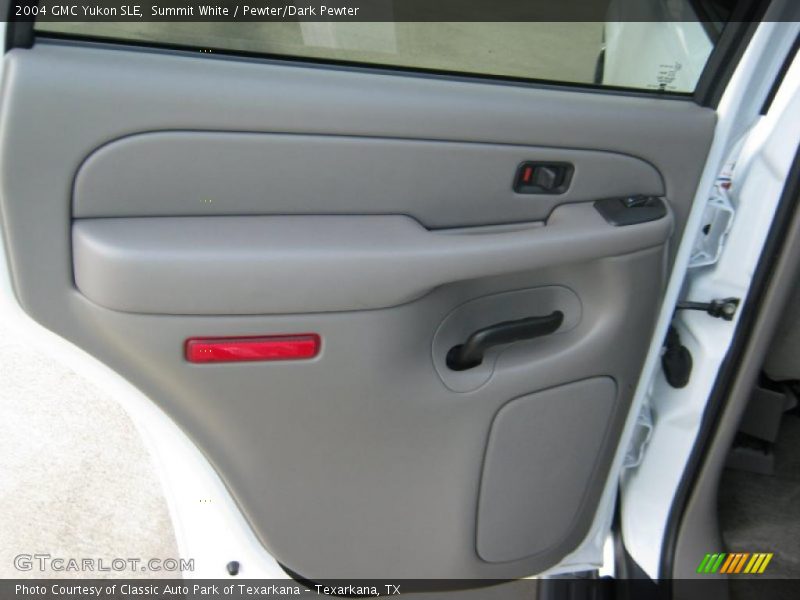 Summit White / Pewter/Dark Pewter 2004 GMC Yukon SLE