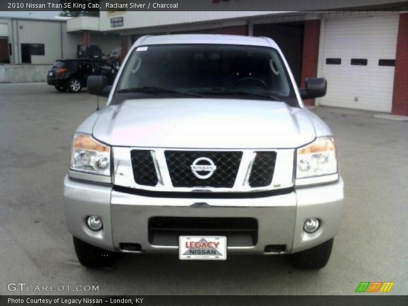 Radiant Silver / Charcoal 2010 Nissan Titan SE King Cab