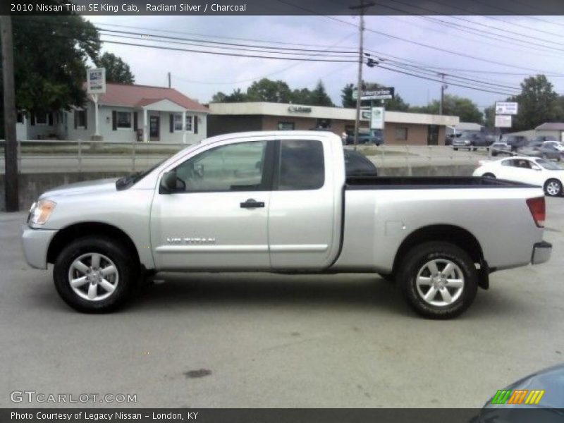 Radiant Silver / Charcoal 2010 Nissan Titan SE King Cab
