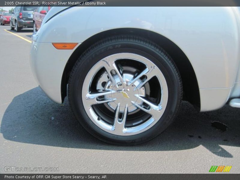 Ricochet Silver Metallic / Ebony Black 2005 Chevrolet SSR