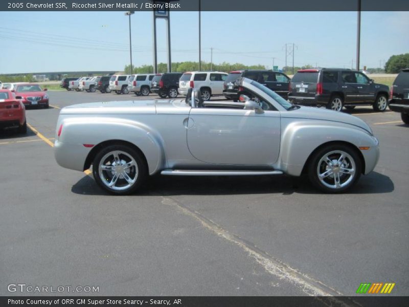 Ricochet Silver Metallic / Ebony Black 2005 Chevrolet SSR