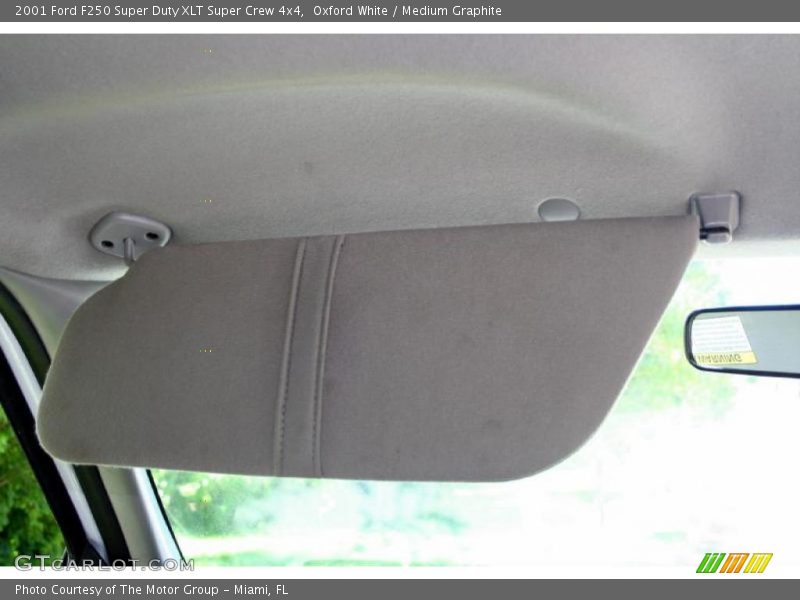 Oxford White / Medium Graphite 2001 Ford F250 Super Duty XLT Super Crew 4x4