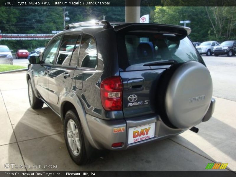 Titanium Metallic / Dark Charcoal 2005 Toyota RAV4 S 4WD