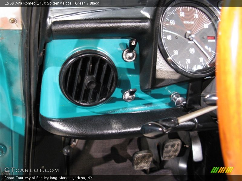 Green / Black 1969 Alfa Romeo 1750 Spider Veloce