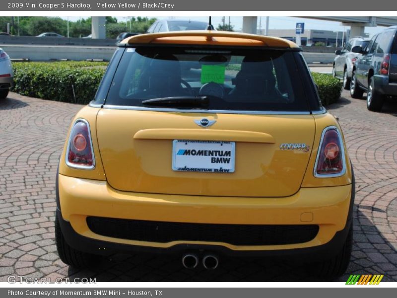 Mellow Yellow / Black/Grey 2009 Mini Cooper S Hardtop