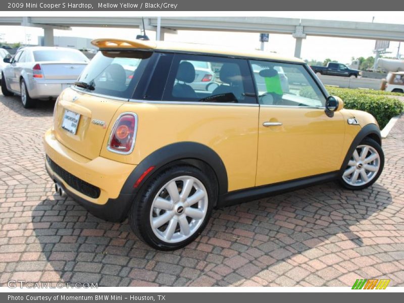 Mellow Yellow / Black/Grey 2009 Mini Cooper S Hardtop