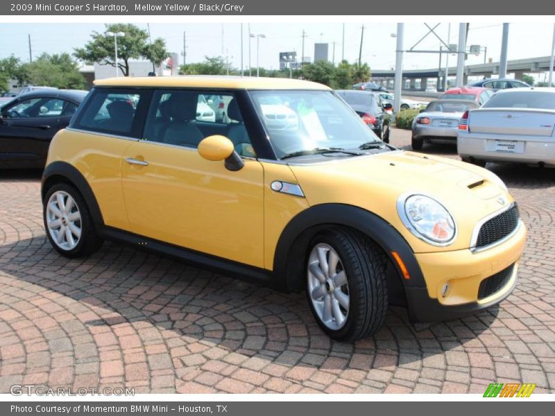 Mellow Yellow / Black/Grey 2009 Mini Cooper S Hardtop
