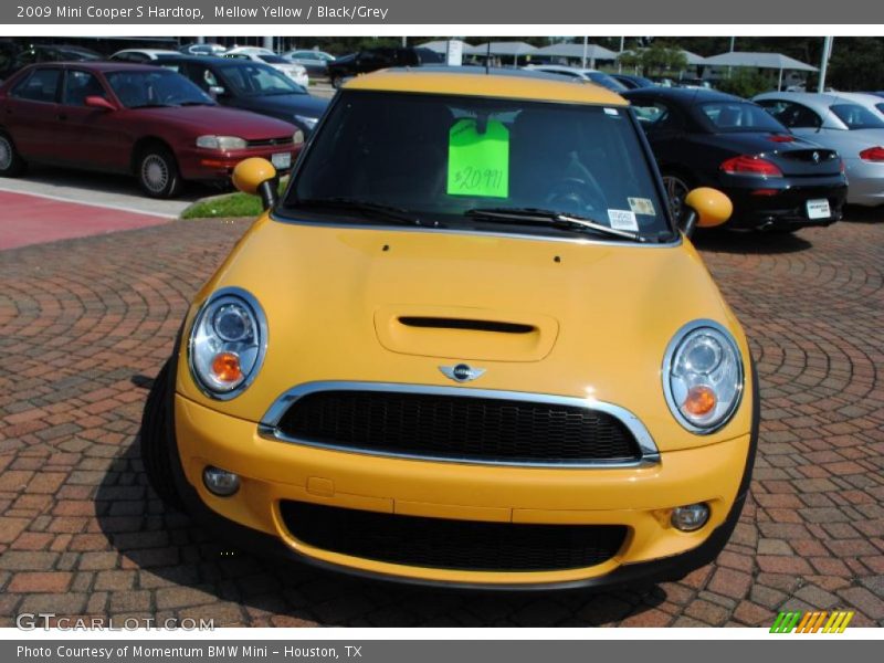 Mellow Yellow / Black/Grey 2009 Mini Cooper S Hardtop