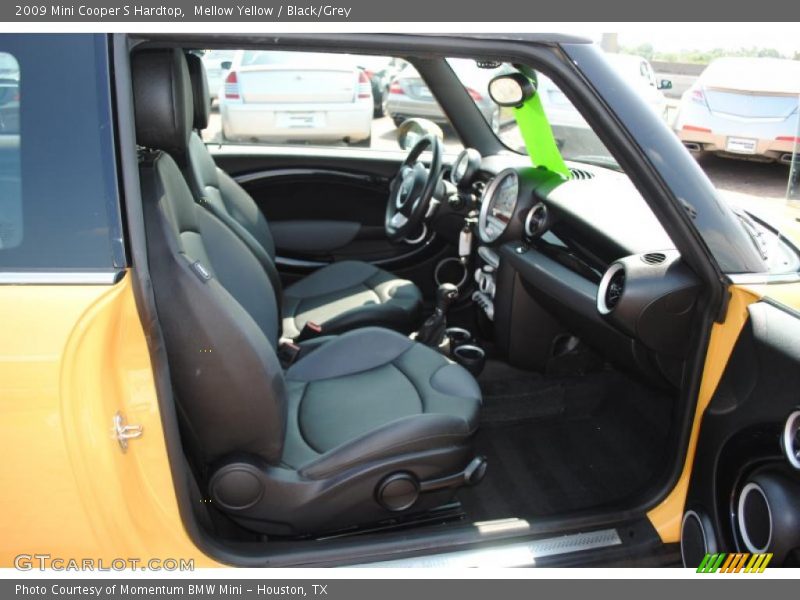 Mellow Yellow / Black/Grey 2009 Mini Cooper S Hardtop