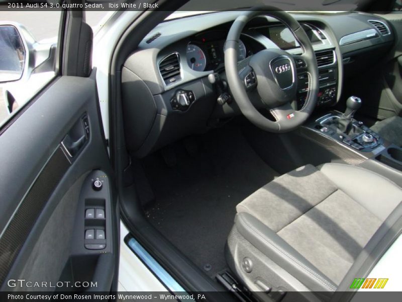 Ibis White / Black 2011 Audi S4 3.0 quattro Sedan