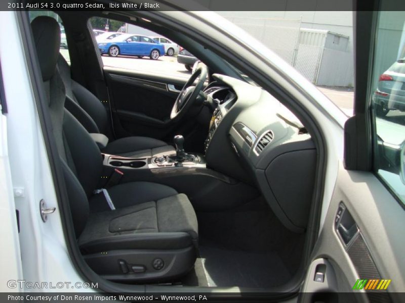 Ibis White / Black 2011 Audi S4 3.0 quattro Sedan