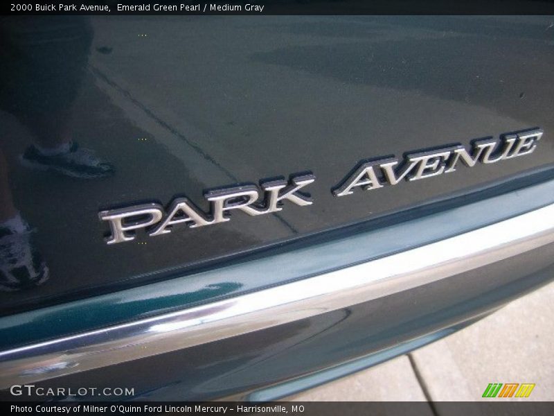 Emerald Green Pearl / Medium Gray 2000 Buick Park Avenue