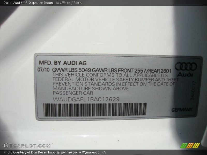 Ibis White / Black 2011 Audi S4 3.0 quattro Sedan