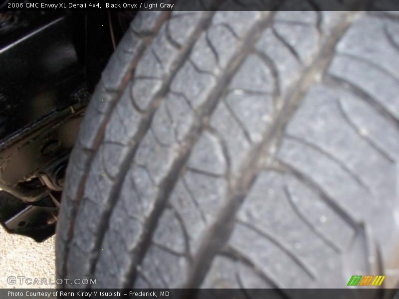 Black Onyx / Light Gray 2006 GMC Envoy XL Denali 4x4