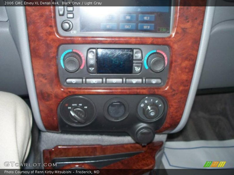 Black Onyx / Light Gray 2006 GMC Envoy XL Denali 4x4