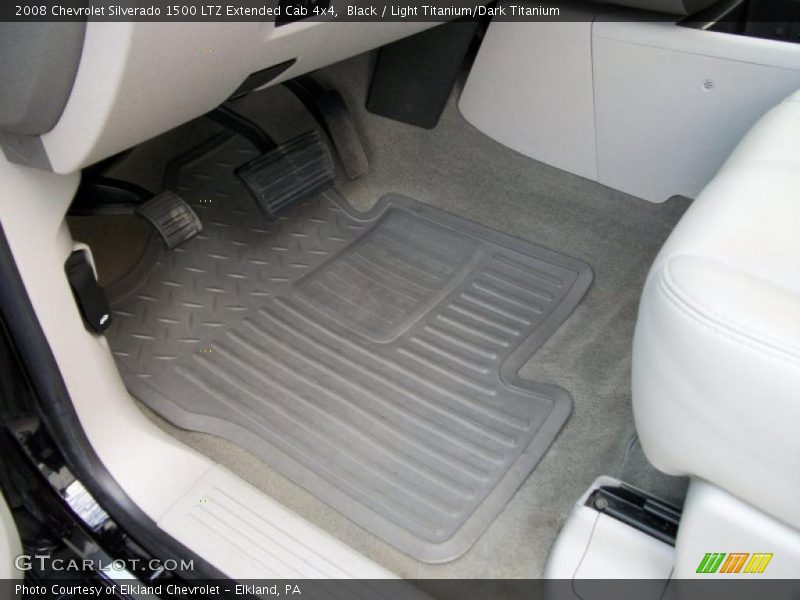 Black / Light Titanium/Dark Titanium 2008 Chevrolet Silverado 1500 LTZ Extended Cab 4x4