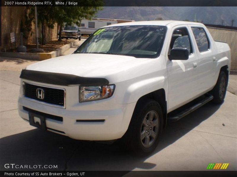 White / Beige 2007 Honda Ridgeline RTX