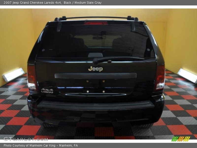 Black / Medium Slate Gray 2007 Jeep Grand Cherokee Laredo 4x4