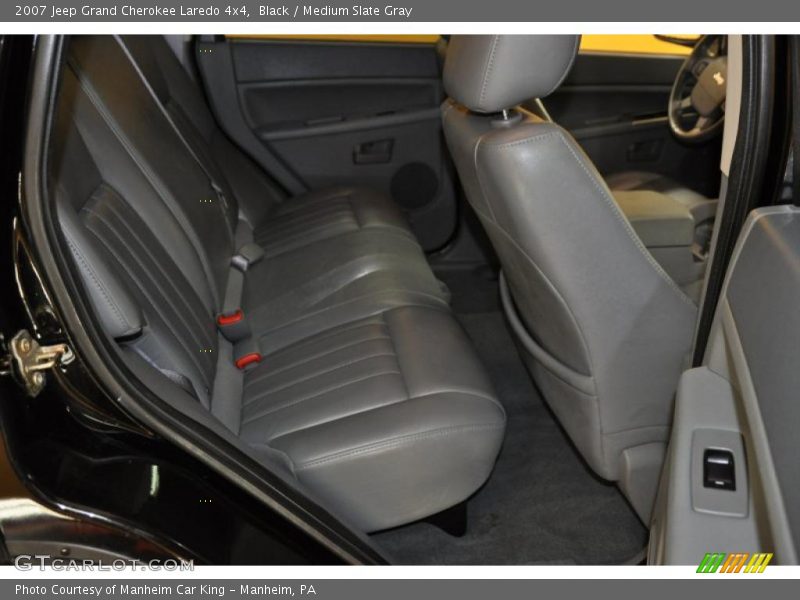 Black / Medium Slate Gray 2007 Jeep Grand Cherokee Laredo 4x4