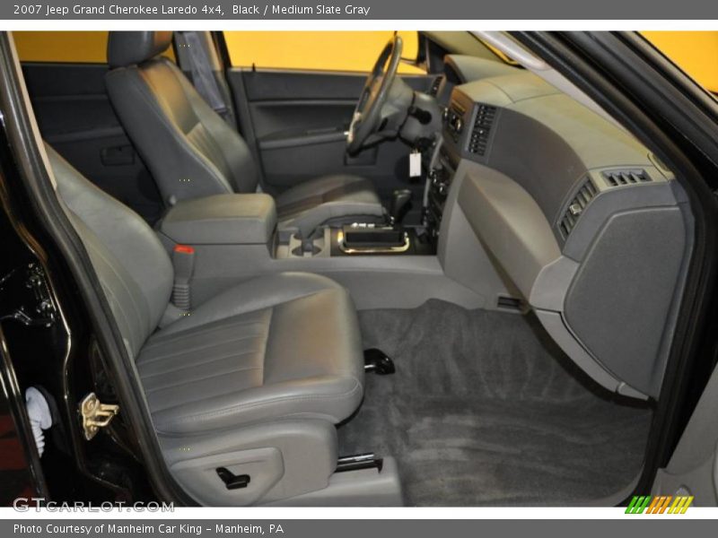 Black / Medium Slate Gray 2007 Jeep Grand Cherokee Laredo 4x4