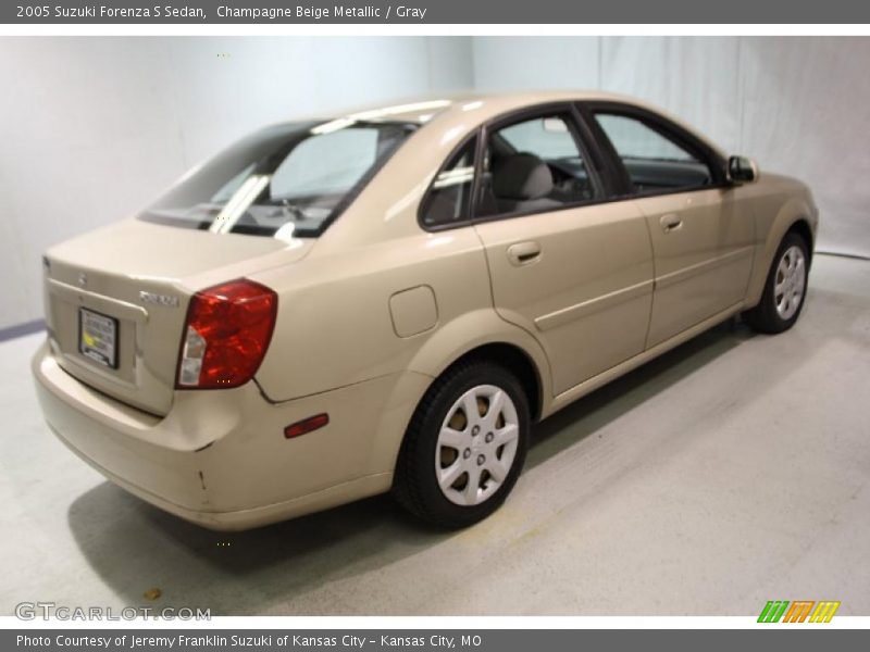 Champagne Beige Metallic / Gray 2005 Suzuki Forenza S Sedan