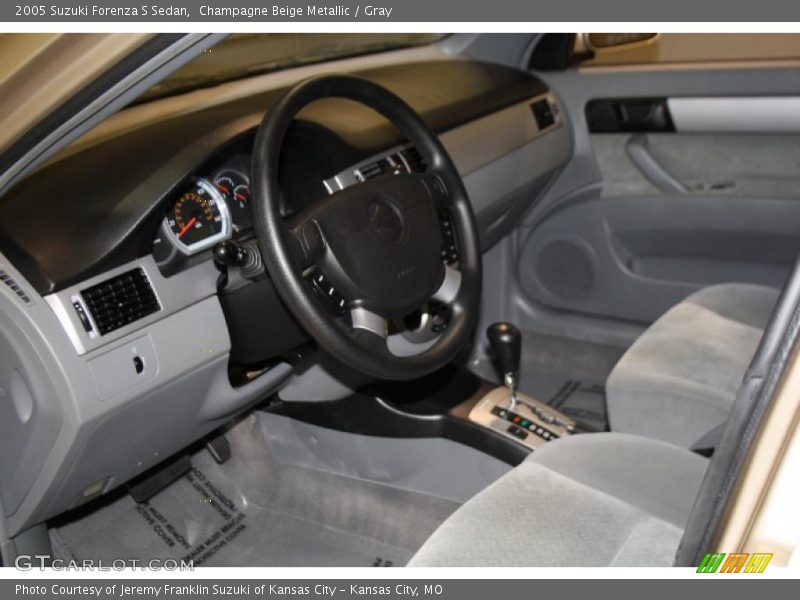 Champagne Beige Metallic / Gray 2005 Suzuki Forenza S Sedan