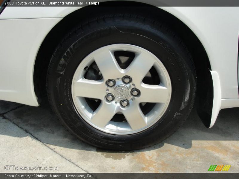 Diamond White Pearl / Taupe 2003 Toyota Avalon XL