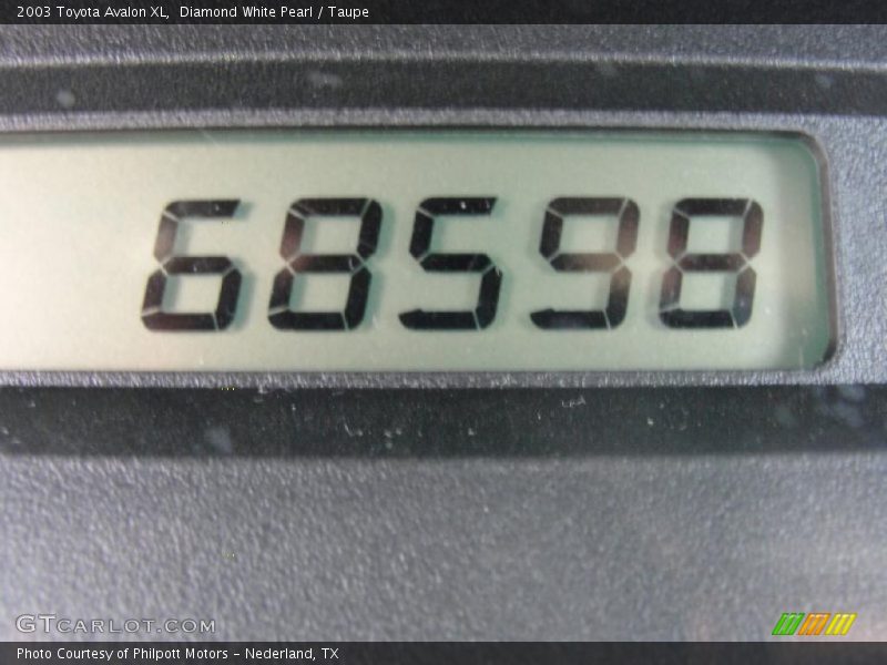 Diamond White Pearl / Taupe 2003 Toyota Avalon XL