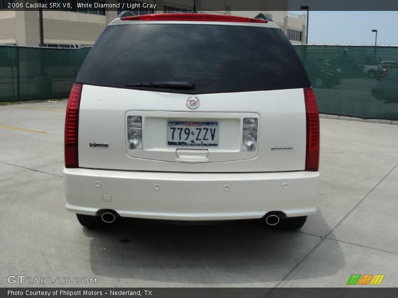 White Diamond / Light Gray 2006 Cadillac SRX V8