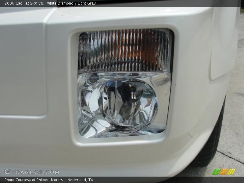 White Diamond / Light Gray 2006 Cadillac SRX V8