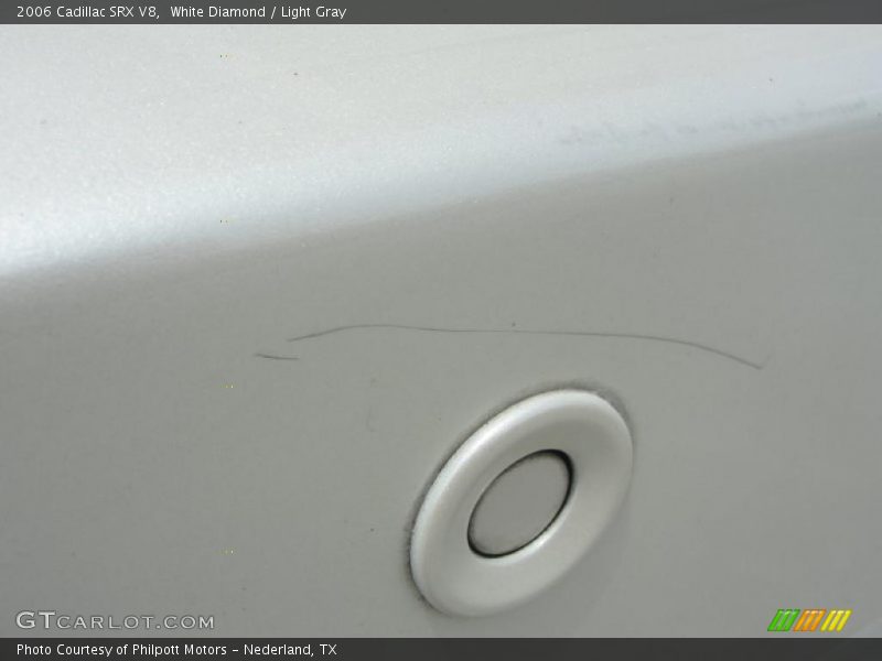 White Diamond / Light Gray 2006 Cadillac SRX V8