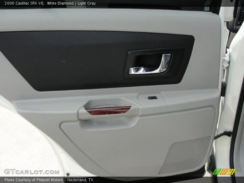 White Diamond / Light Gray 2006 Cadillac SRX V8