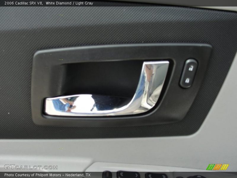 White Diamond / Light Gray 2006 Cadillac SRX V8