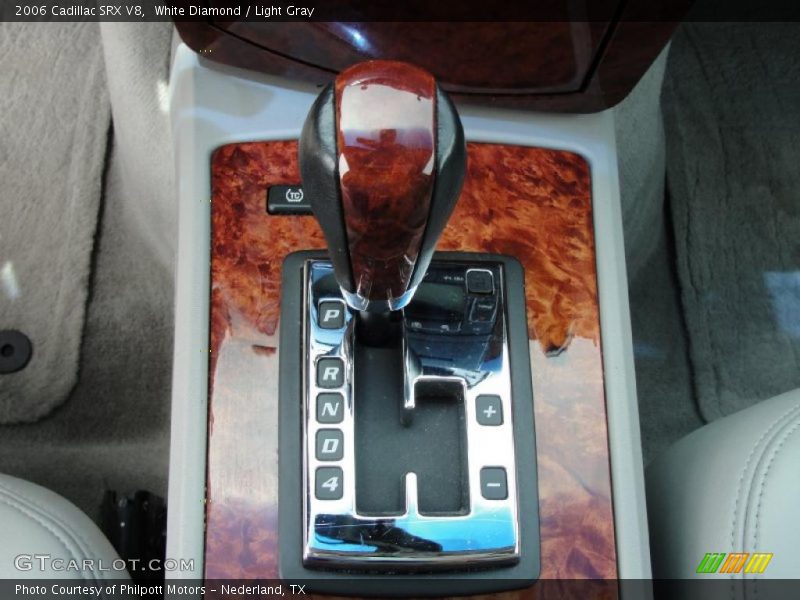 White Diamond / Light Gray 2006 Cadillac SRX V8