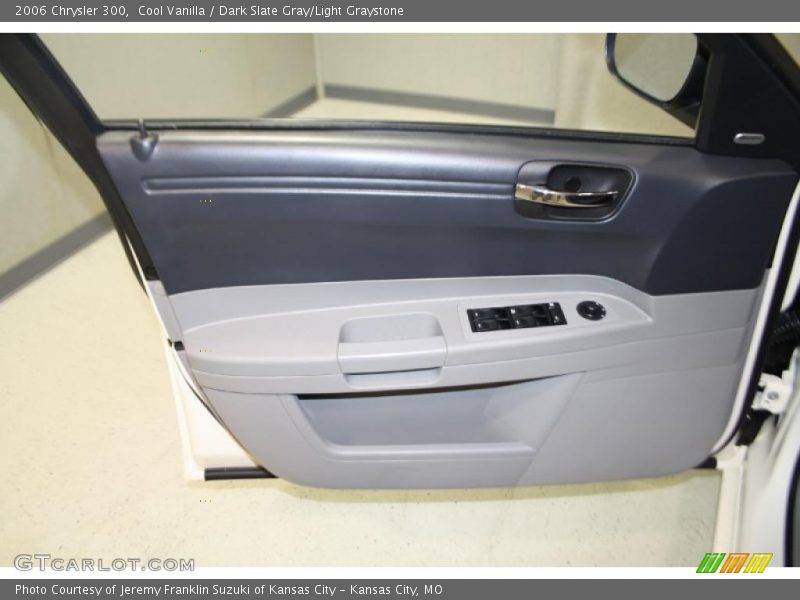 Cool Vanilla / Dark Slate Gray/Light Graystone 2006 Chrysler 300