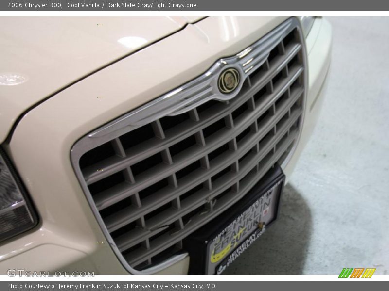 Cool Vanilla / Dark Slate Gray/Light Graystone 2006 Chrysler 300