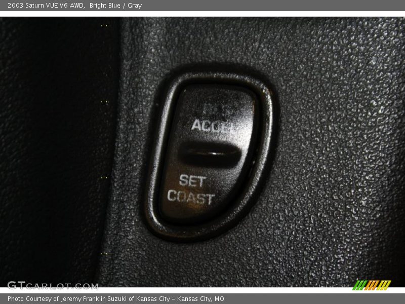 Bright Blue / Gray 2003 Saturn VUE V6 AWD