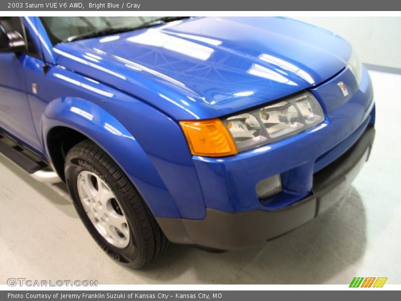 Bright Blue / Gray 2003 Saturn VUE V6 AWD